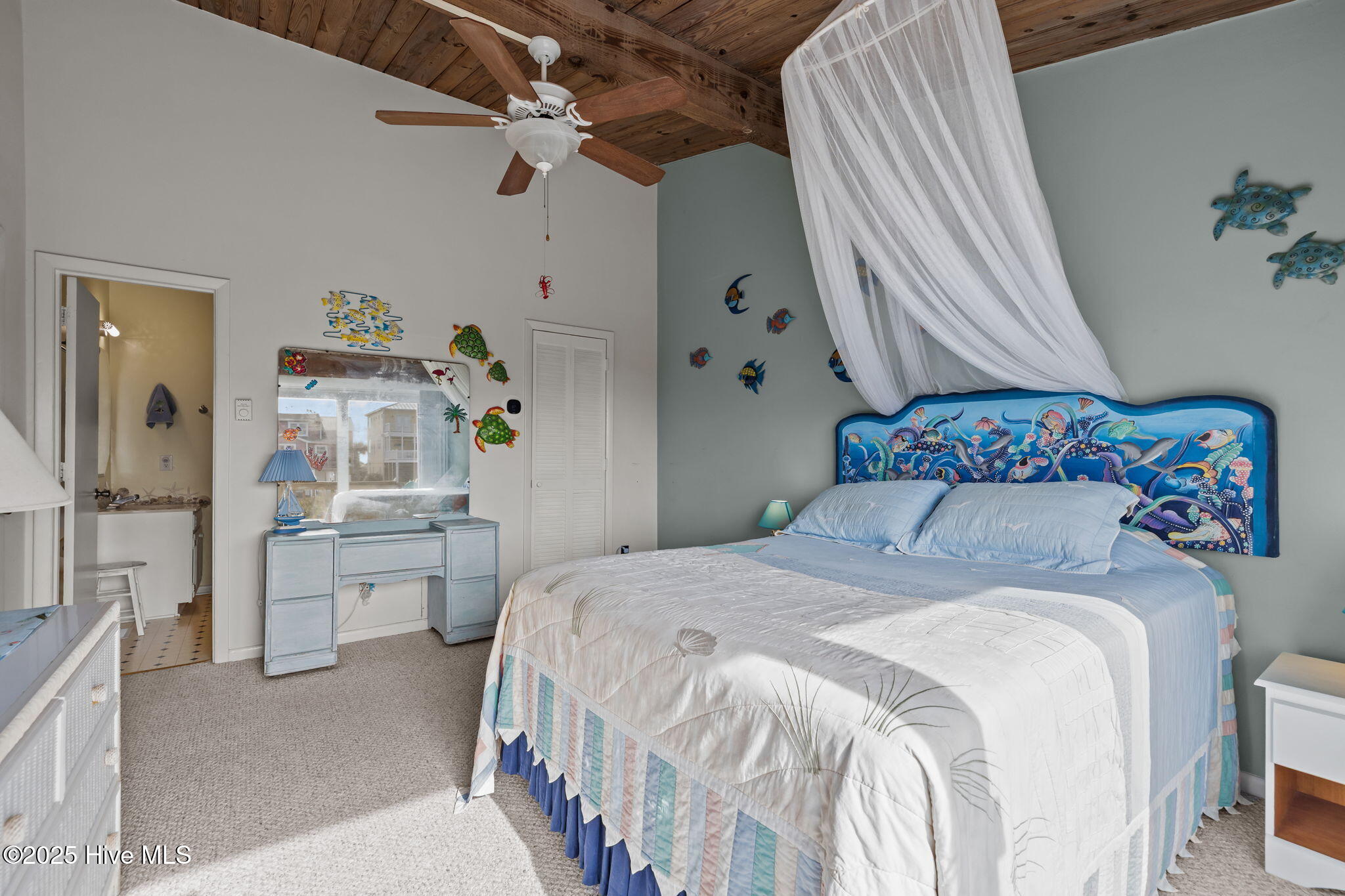 104 Robin Avenue Atlantic Beach, NC 28512 - Photo 24 of 46 Primary Bedroom-Access to full bath