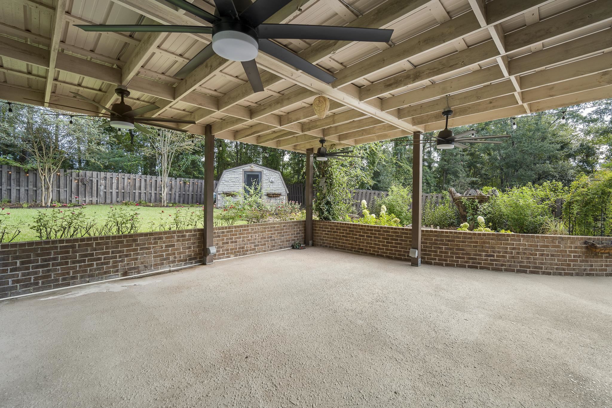 178 Lakeview Loop Daphne, AL 36526 - Photo 31 of 43 Back patio