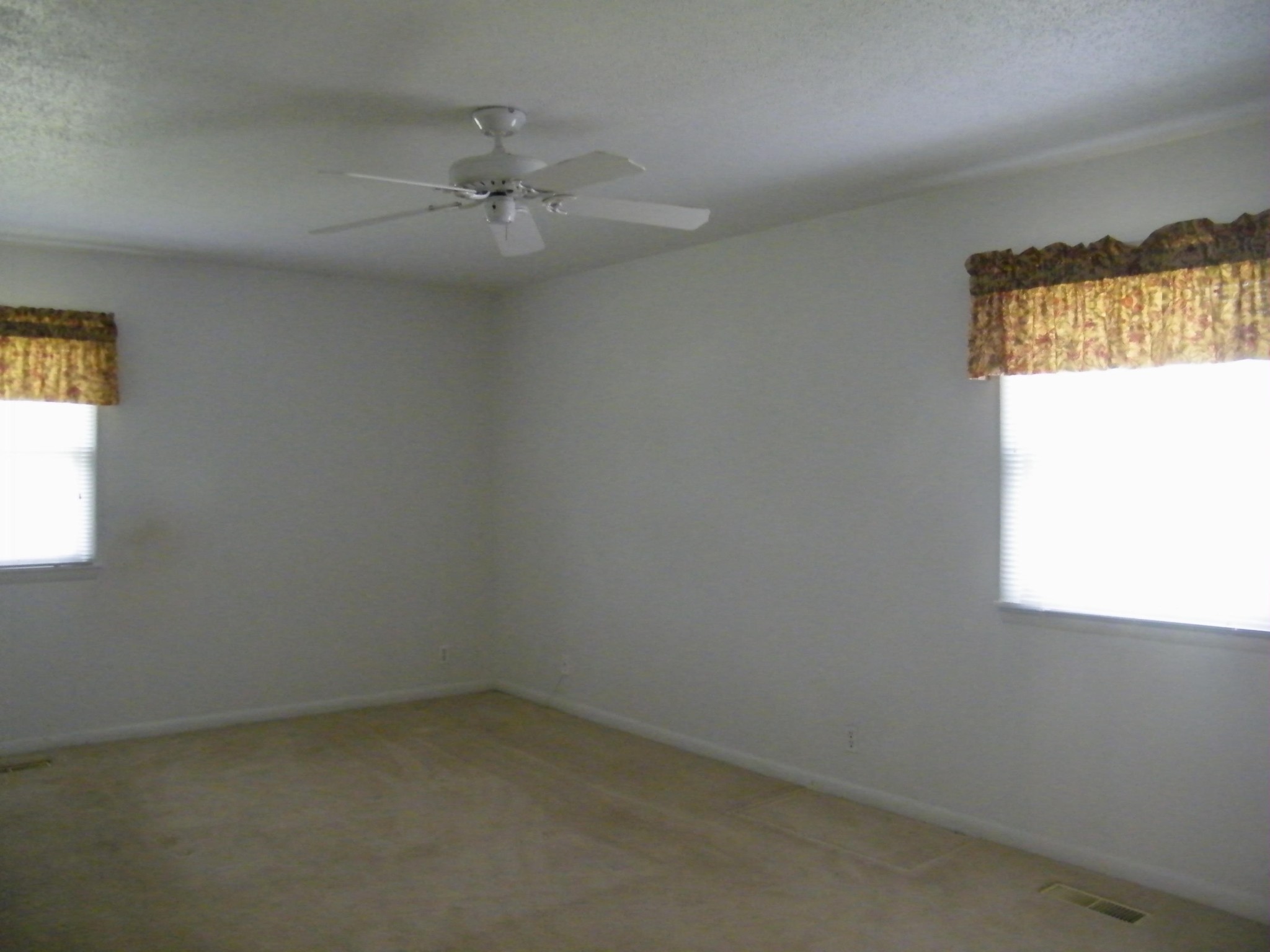 7209 Evanel Way, Unit 3 Powell, TN 37849 - Photo 13 of 24 Gallery Image 13