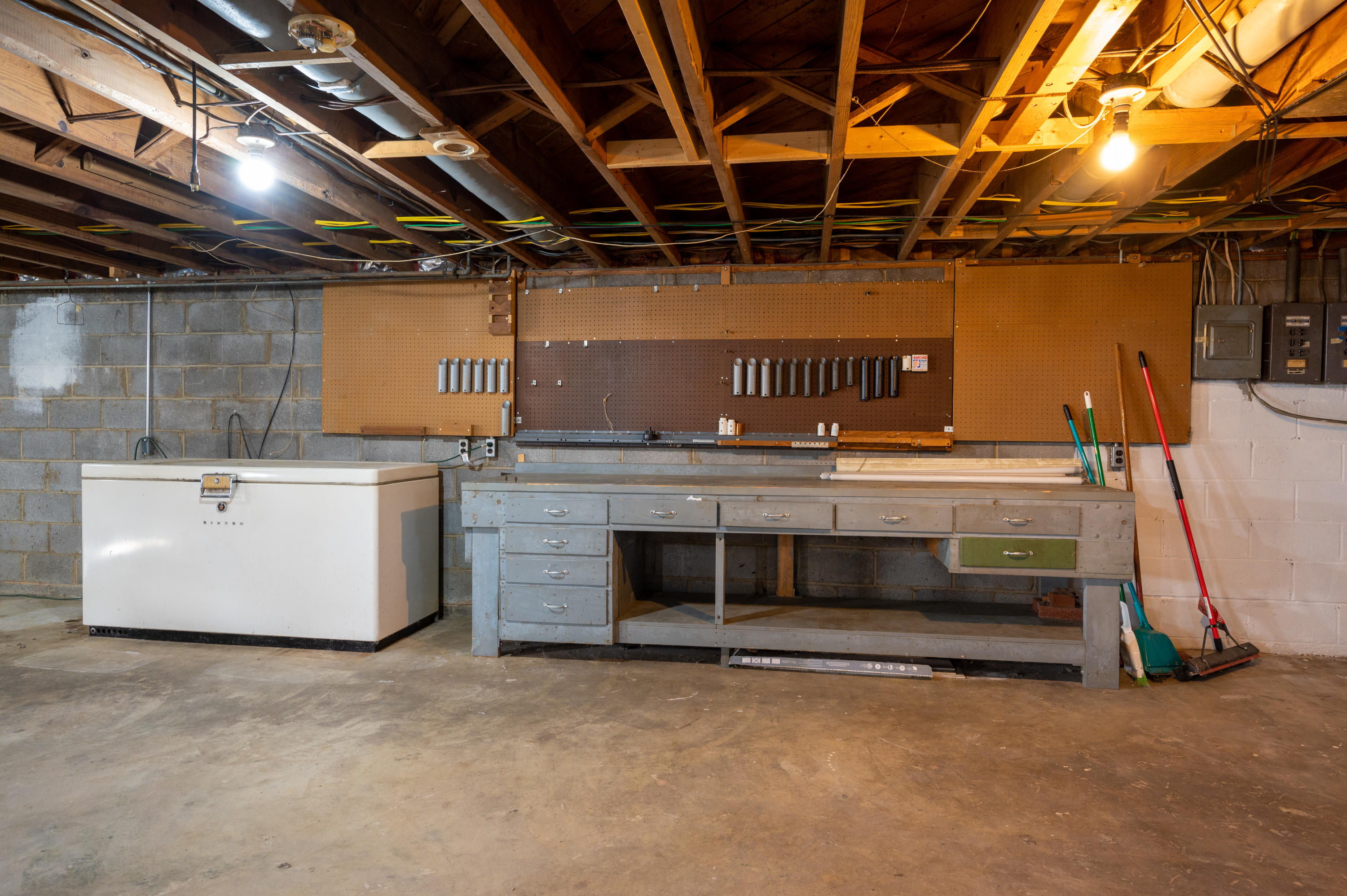 620 West Carters Valley Road Kingsport, TN 37665 - Photo 26 of 44 W Carters Valley-21