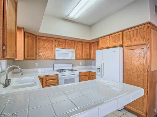 $1,550 | 520 Arrowhead Trail, Unit 1111, Henderson, NV 89015