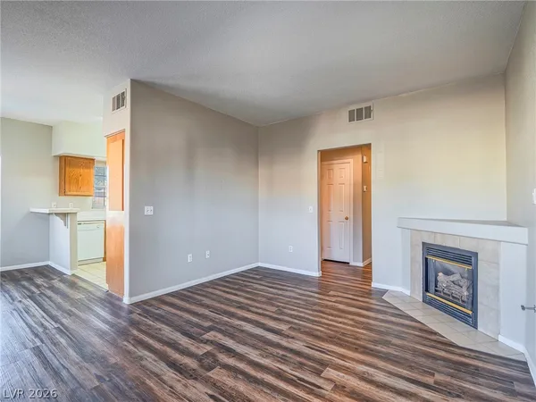 $1,550 | 520 Arrowhead Trail, Unit 1111, Henderson, NV 89015