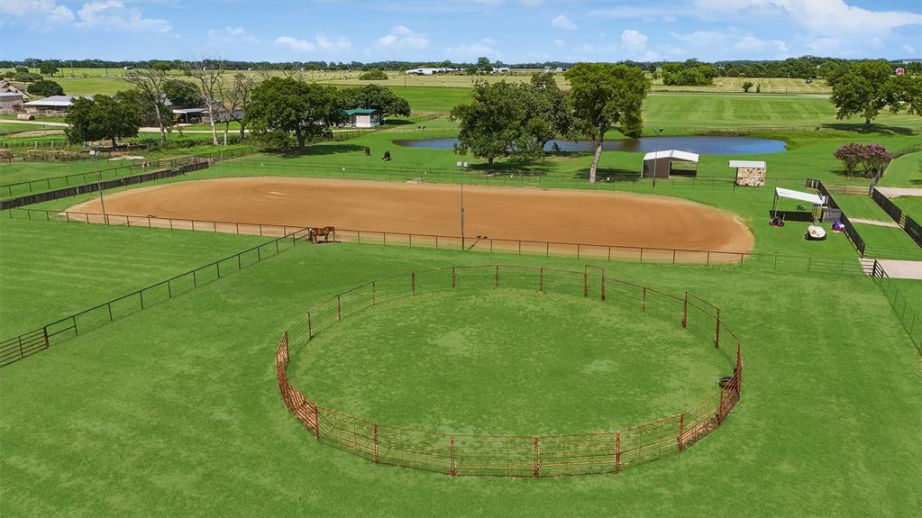 10531 Cole Road Pilot Point, TX 76258 - Photo 23 of 40