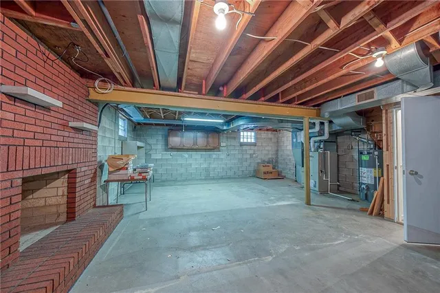 $264,900 | 121 North Park Street, Monroeville, PA 15146