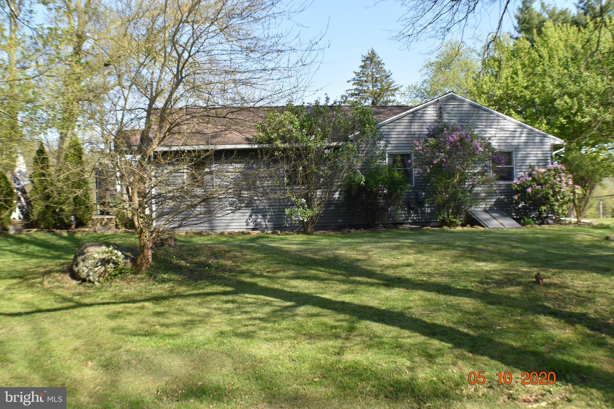 229 Dickert Road Quakertown, PA 18951 - Photo 3 of 59 1.5 Bathrooms