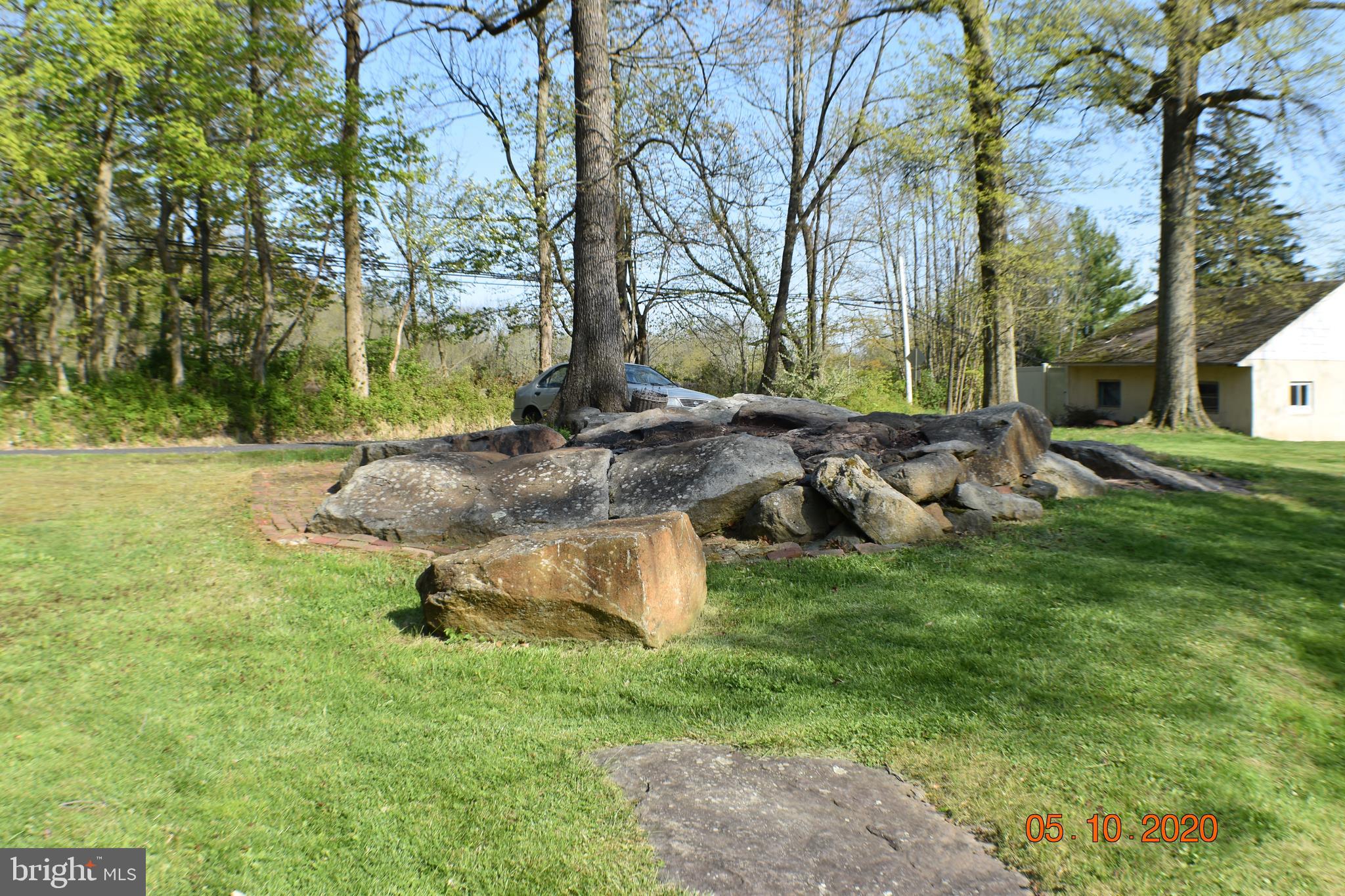 229 Dickert Road Quakertown, PA 18951 - Photo 5 of 59 Huge Custom made Fire Pit