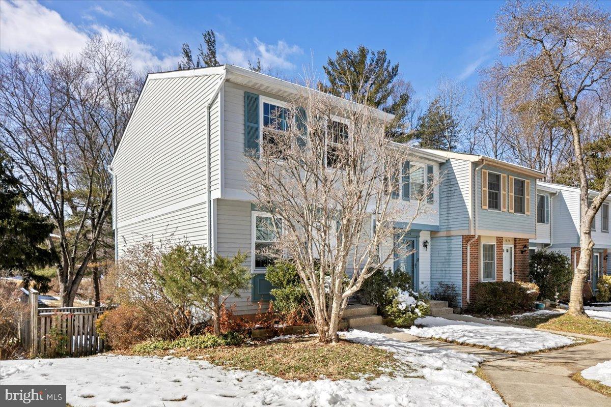1642 Harvest Green Court Reston, VA 20194 - Photo 5 of 46 a view of a house with a yard