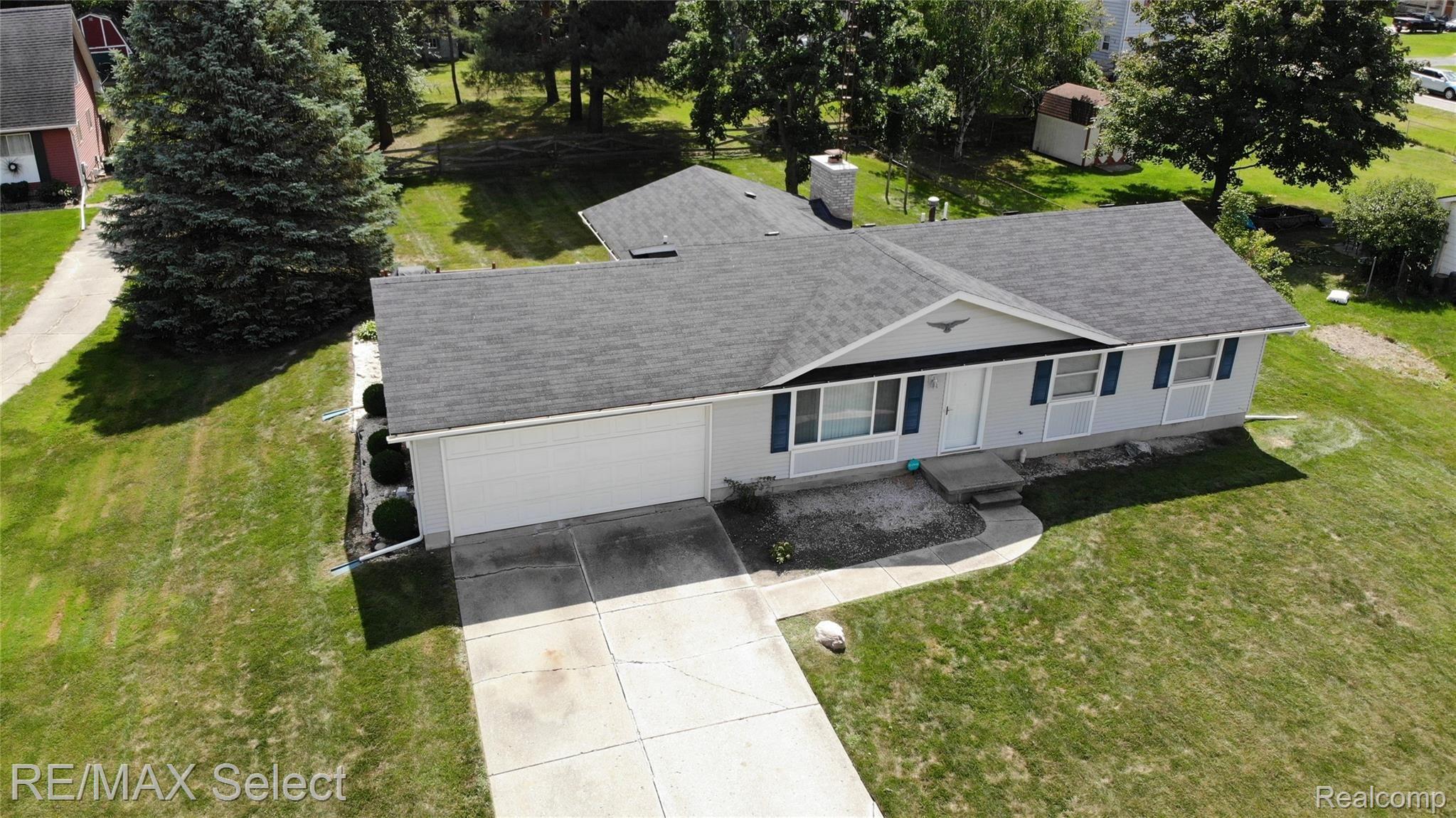 5410 Independence Colony Road Grand Blanc, MI 48439 - Photo 3 of 27 5410 Independence Colony Road 02.JPG