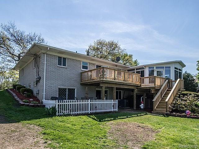 7176 Hatchery Road Waterford, MI 48327 - Photo 6 of 61 5_48.jpg