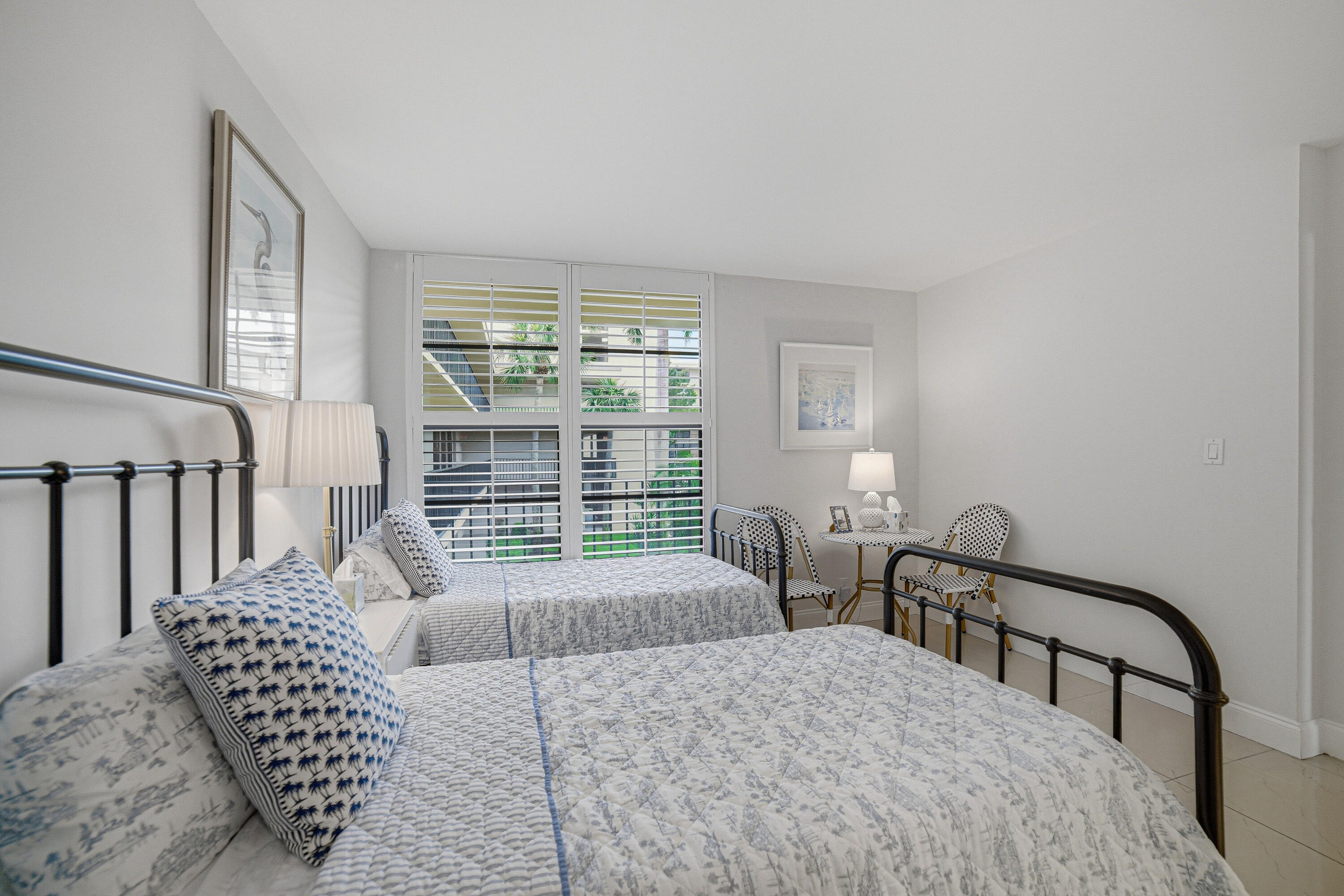 6 Royal Palm Way, Unit 211 Boca Raton, FL 33432 - Photo 23 of 32 Second Bedroom - Large window good light