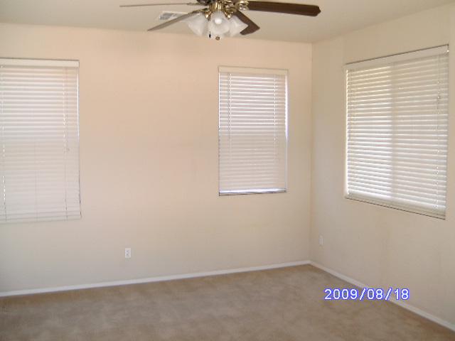 9349 West Cordes Road Tolleson, AZ 85353 - Photo 4 of 19 Family Room