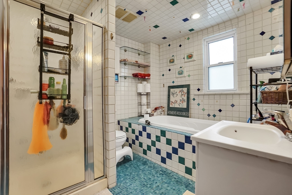 68 Adams Street Waltham, MA 02453 - Photo 23 of 36