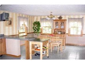 162 Wason Road Hudson, NH 03051 - Photo 2 of 5