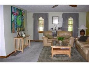 162 Wason Road Hudson, NH 03051 - Photo 4 of 5