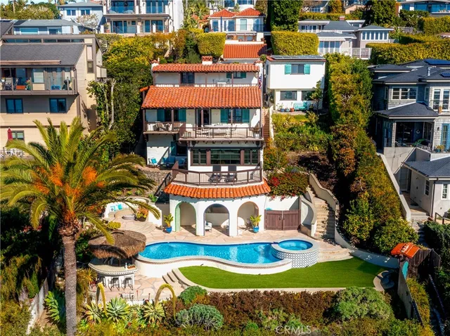a picture of houses with outdoor space
