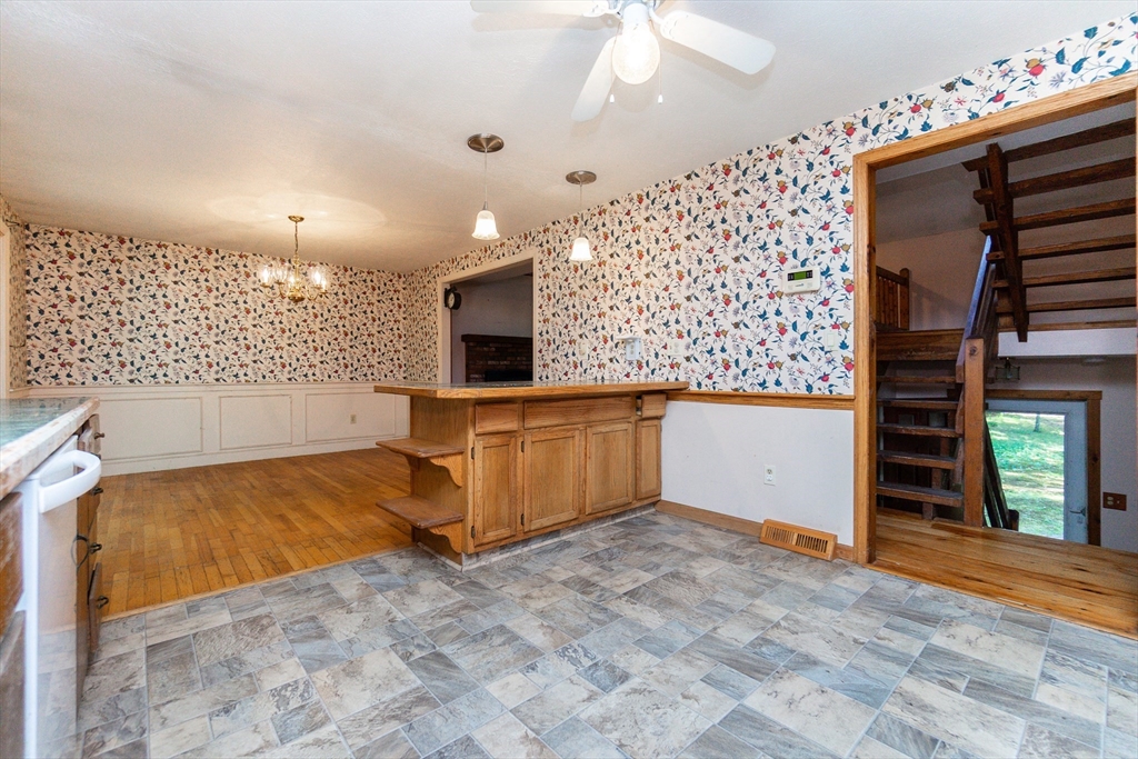 124 East Belcher Road Foxboro, MA 02035 - Photo 11 of 32 Gallery Image 11