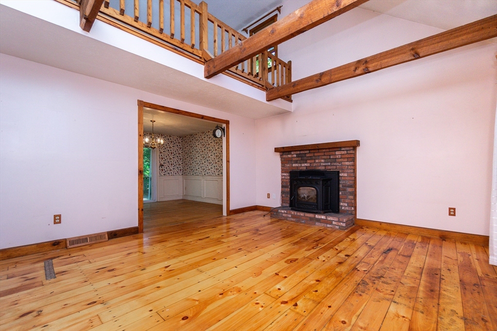 124 East Belcher Road Foxboro, MA 02035 - Photo 4 of 32 Gallery Image 4