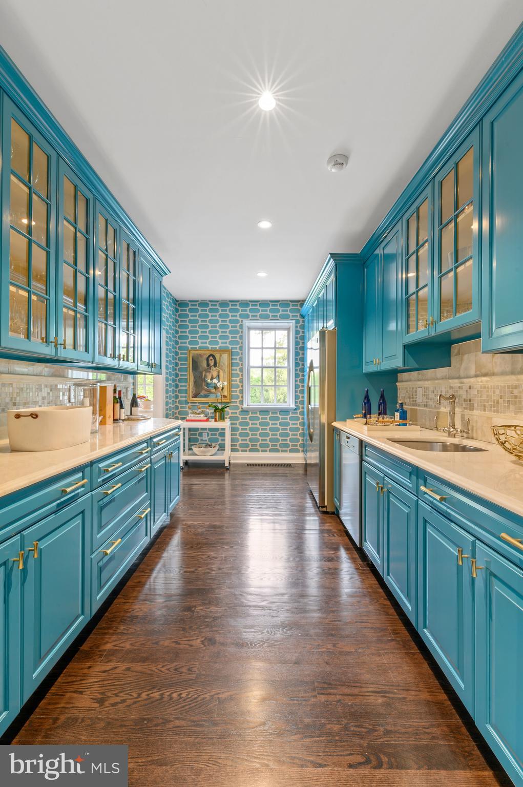 375 North Spring Mill Road Villanova, PA 19085 - Photo 22 of 70 Butler's pantry w/ full sized refrigerator & d/w