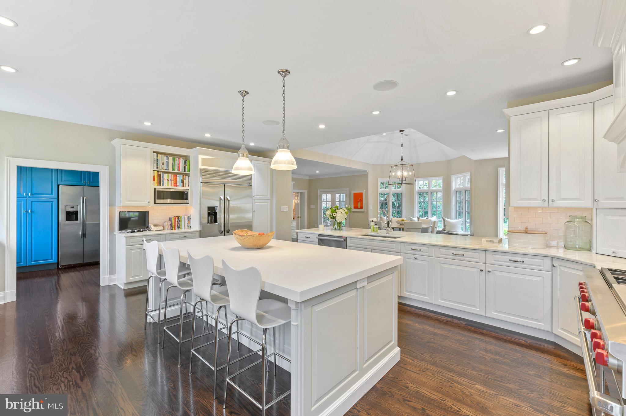 375 North Spring Mill Road Villanova, PA 19085 - Photo 25 of 70 Seating for 4 at both islands