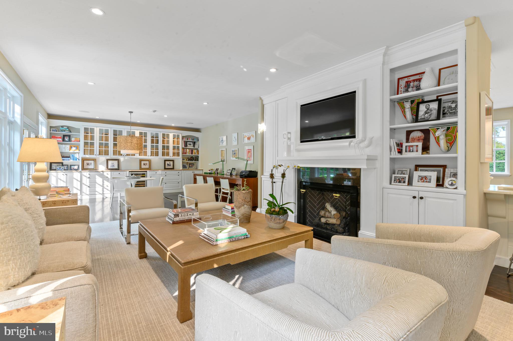 375 North Spring Mill Road Villanova, PA 19085 - Photo 31 of 70 Family room (non working fireplace)