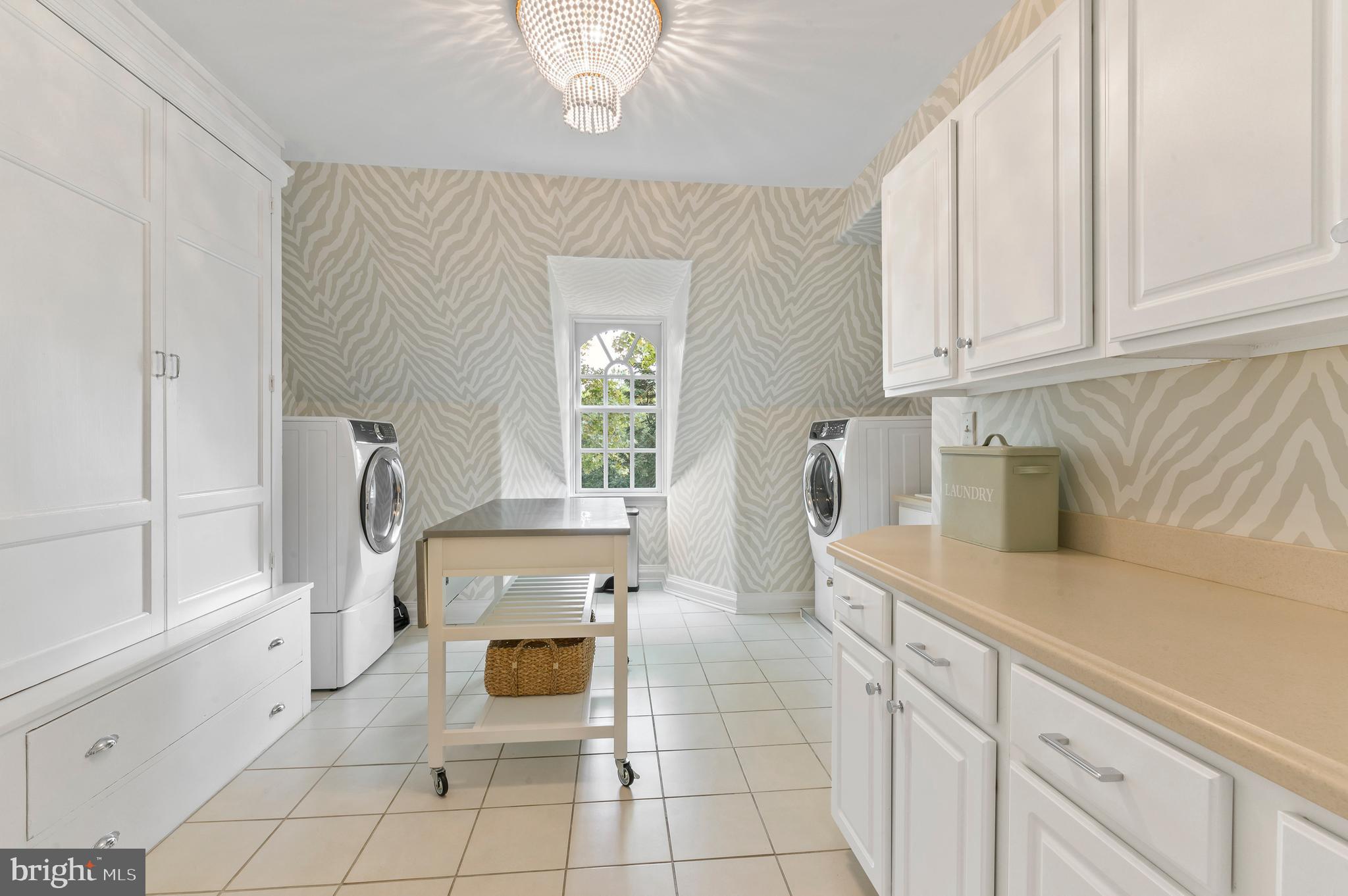 375 North Spring Mill Road Villanova, PA 19085 - Photo 57 of 70 3rd floor laundry (in addition to mudroom laundry)