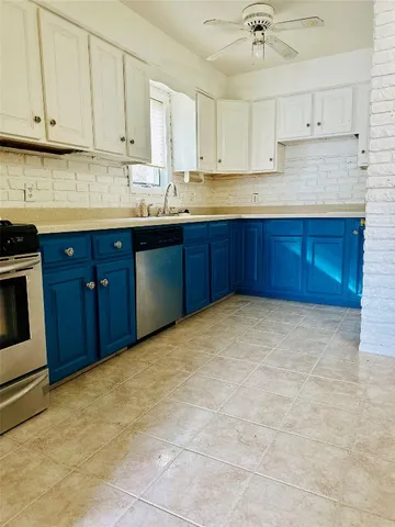 $307,000 | 2432 Charleston Avenue, Vestal, NY 13850