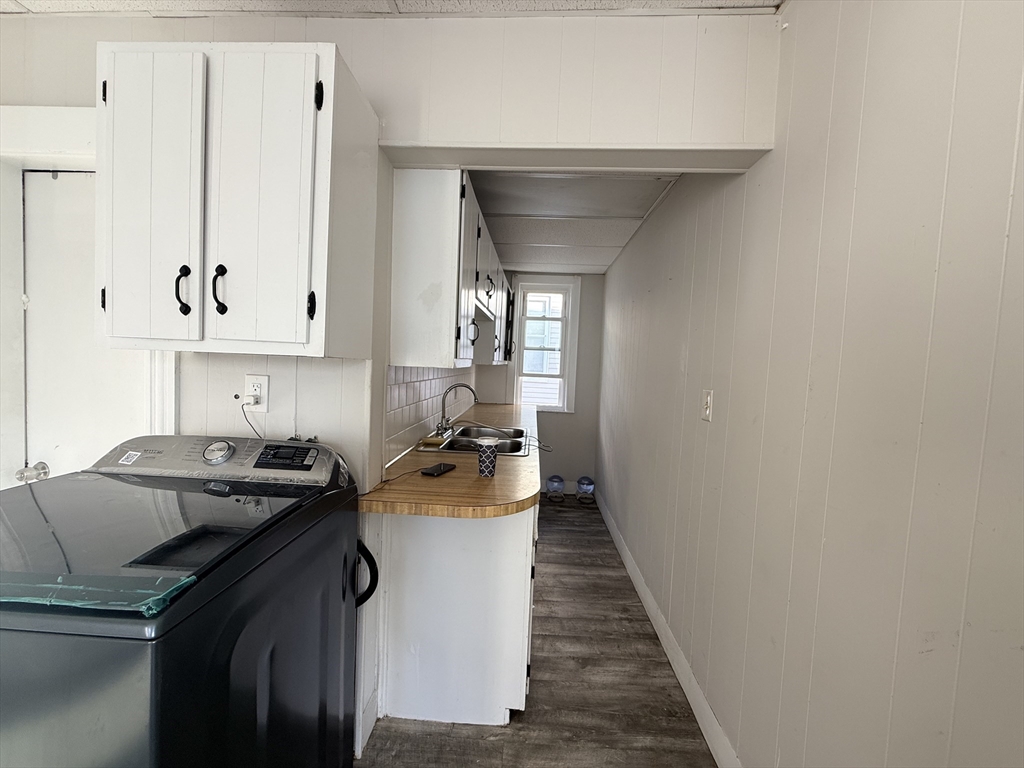 103 Hamilton Street Worcester, MA 01604 - Photo 11 of 19