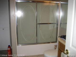 9043 East Lake Road, Unit 46 Clarkston, MI 48348 - Photo 10 of 11 Lower Level Bath and Laundry