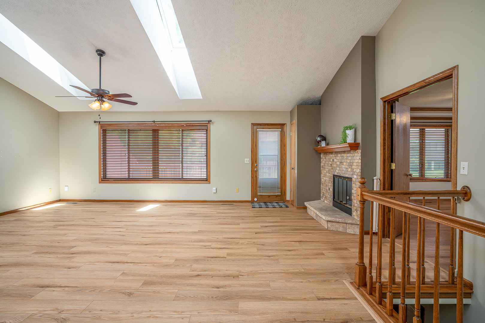 3321 East Ridge Place Bettendorf, IA 52722 - Photo 9 of 27