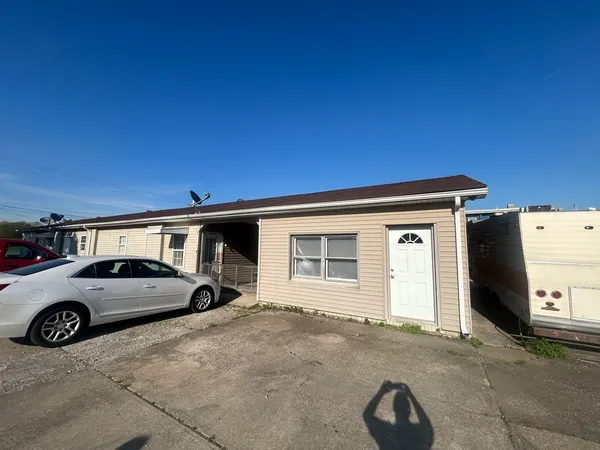 $164,900 | 1160 East 8th Street, Metropolis, IL 62960
