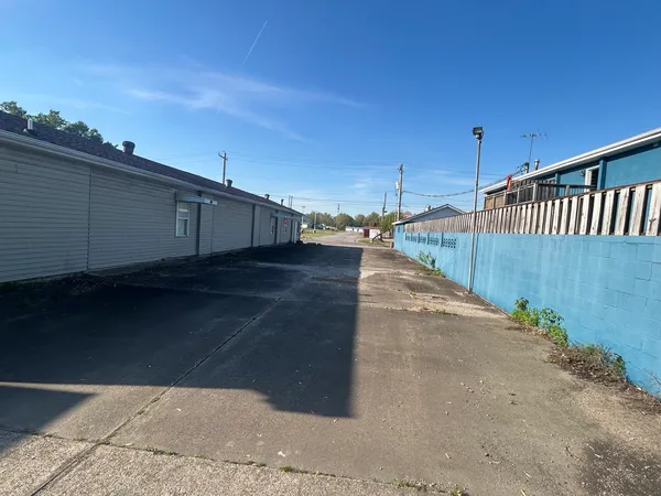 $164,900 | 1160 East 8th Street, Metropolis, IL 62960