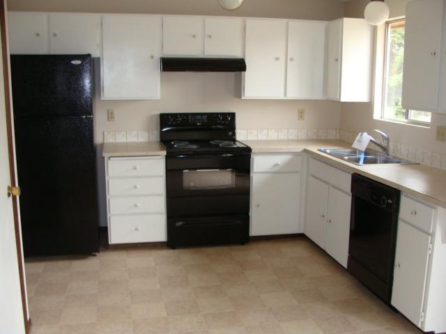 1107 South Century Road Spokane Valley, WA 99037 - Photo 4 of 9