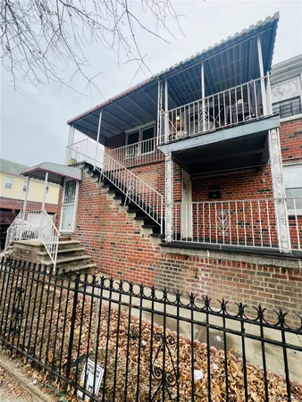 $2,799,999 | 1723 Seddon Street | Westchester Village