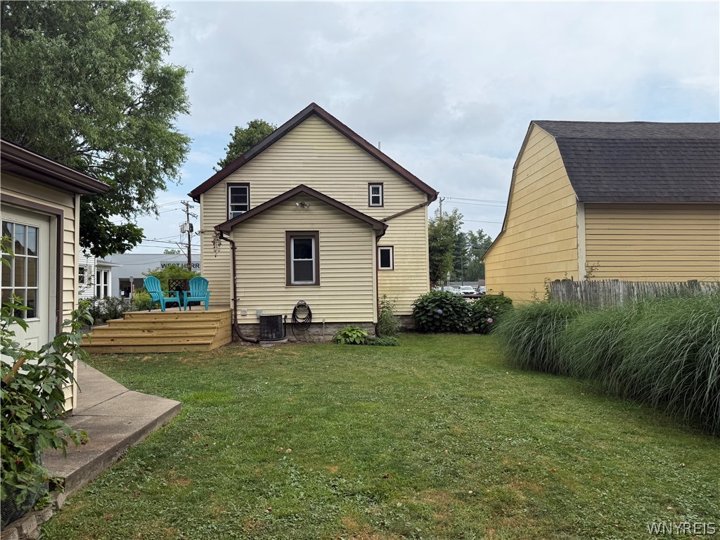 5252 Genesee Street Lancaster, NY 14026 - Photo 4 of 17