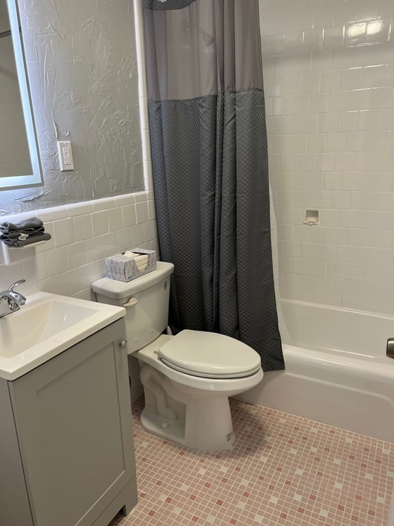913 State Road, Unit 2 Plymouth, MA 02360 - Photo 9 of 14 Gallery Image 9