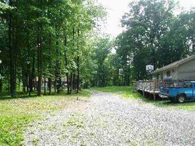 6623 Colf Road Carleton, MI 48117 - Photo 5 of 8 766073-4.JPG