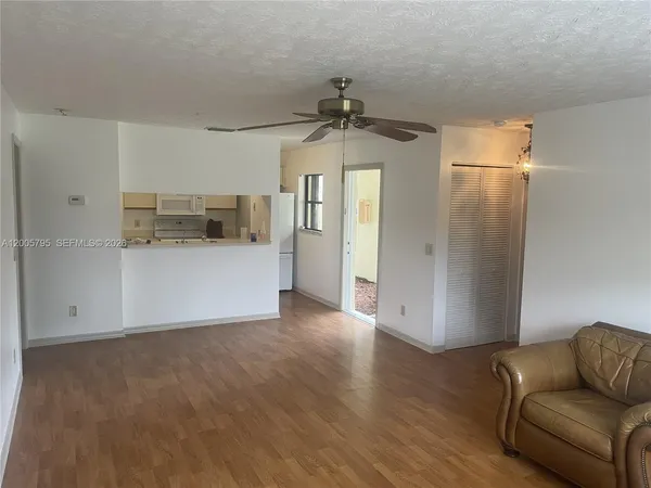 $1,750 | 6553 Southeast Federal Highway, Unit 10102, Stuart, FL 34997