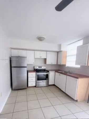 $2,300 | 5966 Southwest 68th Street, Unit 109, Miami, FL 33143
