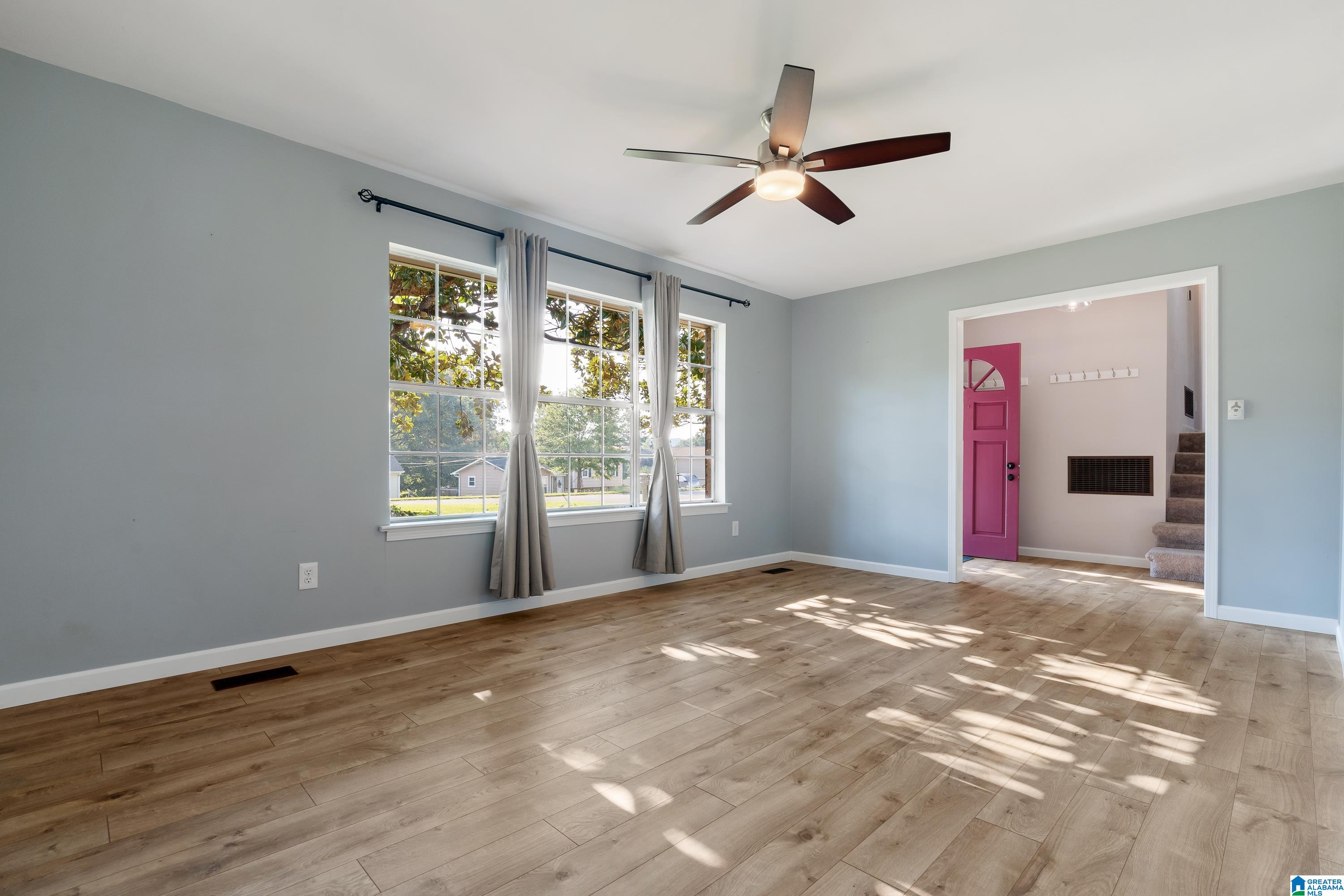 928 Willow Bend Road Pelham, AL 35124 - Photo 4 of 50