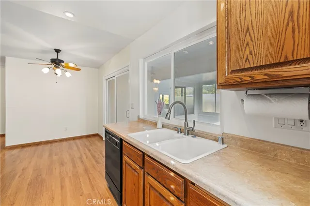 $324,900 | 19715 Spanish Oak Drive, Newhall, CA 91321