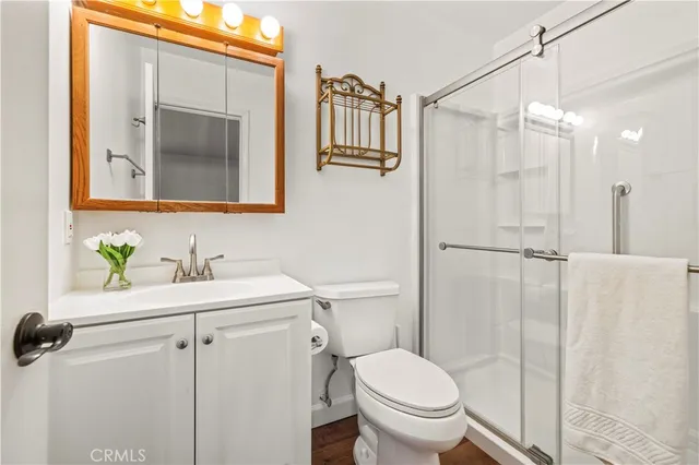 $324,900 | 19715 Spanish Oak Drive, Newhall, CA 91321