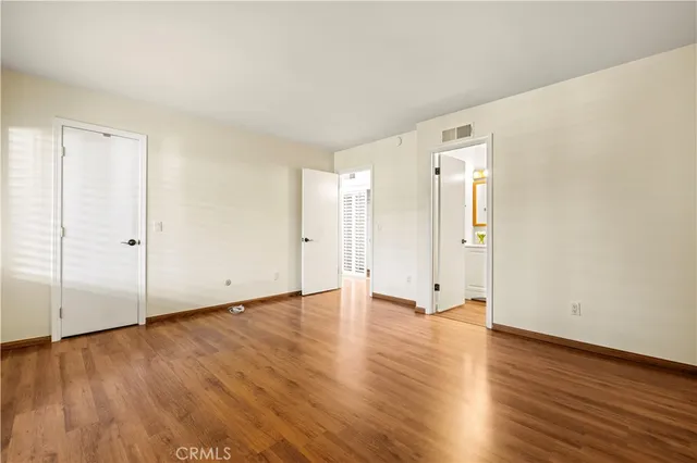 $324,900 | 19715 Spanish Oak Drive, Newhall, CA 91321