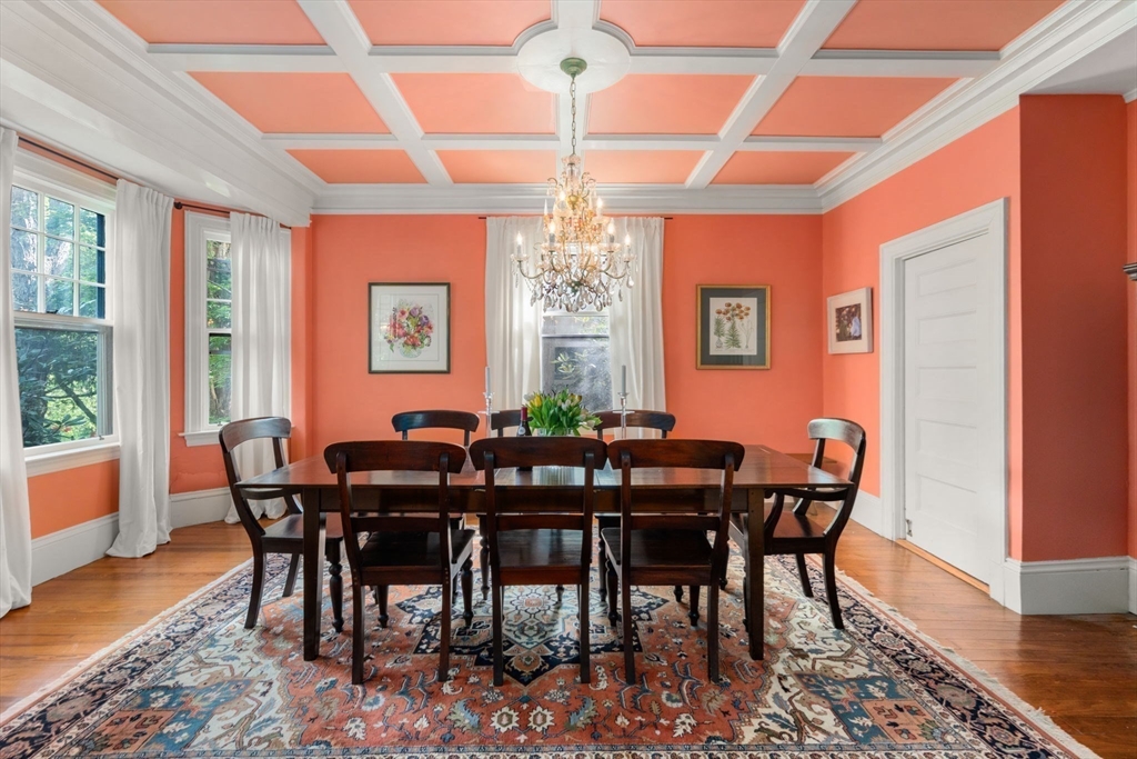 292 Clinton Road Brookline, MA 02445 - Photo 5 of 8