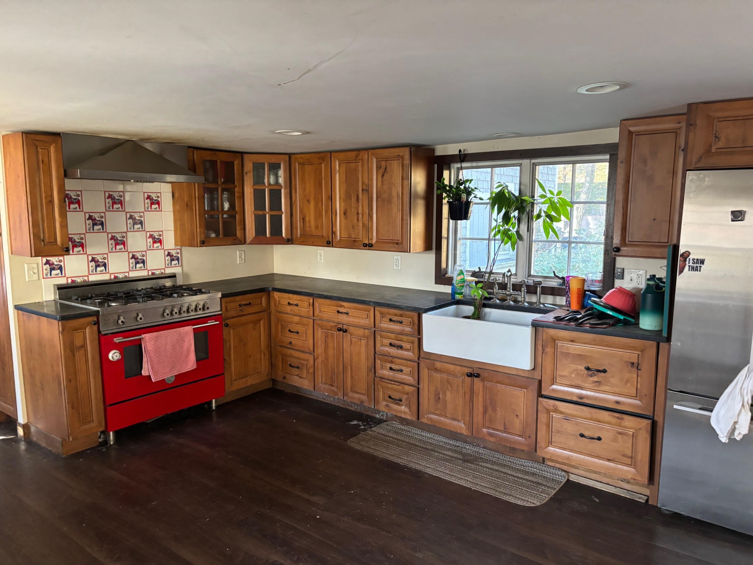 209 Pleasant Street Epping, NH 03042 - Photo 3 of 22