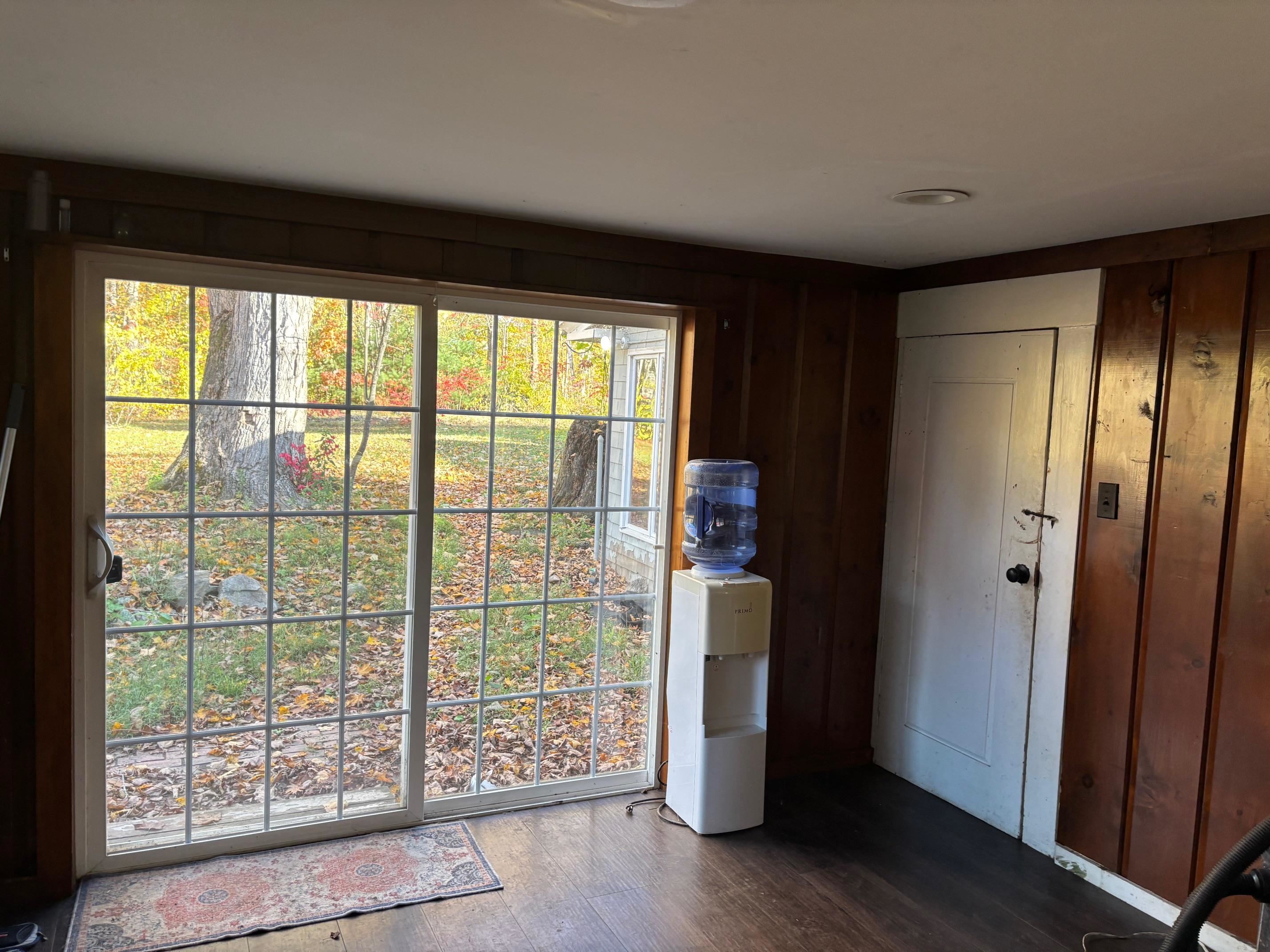 209 Pleasant Street Epping, NH 03042 - Photo 4 of 22