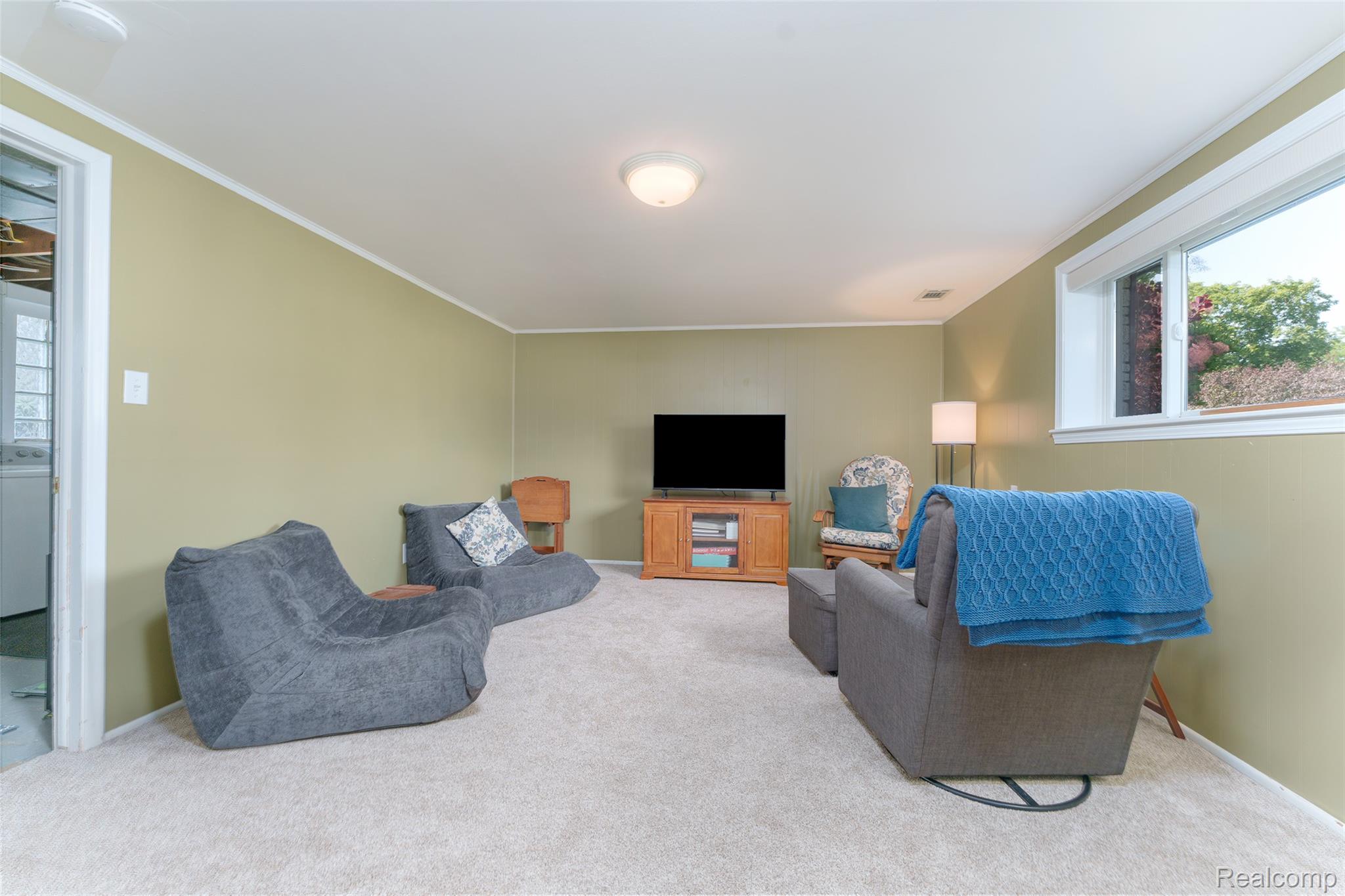 11860 Riverside Drive Plymouth, MI 48170 - Photo 12 of 25 DSC01164.jpg