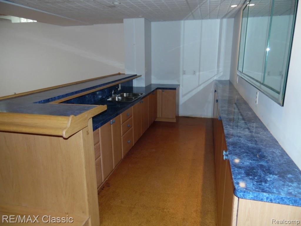16723 Ryan Road Livonia, MI 48154 - Photo 36 of 43 SAM_6593.jpg