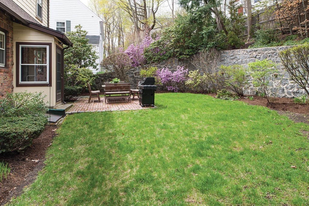 25 Hillcroft Road Boston, MA 02130 - Photo 13 of 13 Gallery Image 13