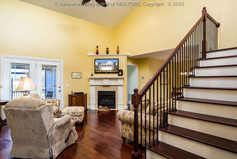 301 Hedrick Road Scott Depot, WV 25560 - Photo 3 of 25 Gallery Image 3