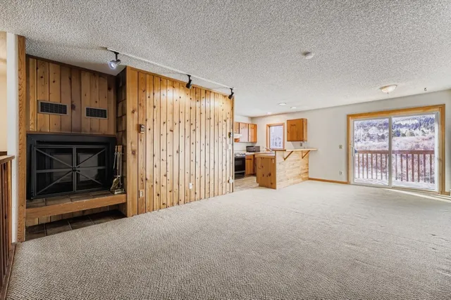 a view of a storage & utility room